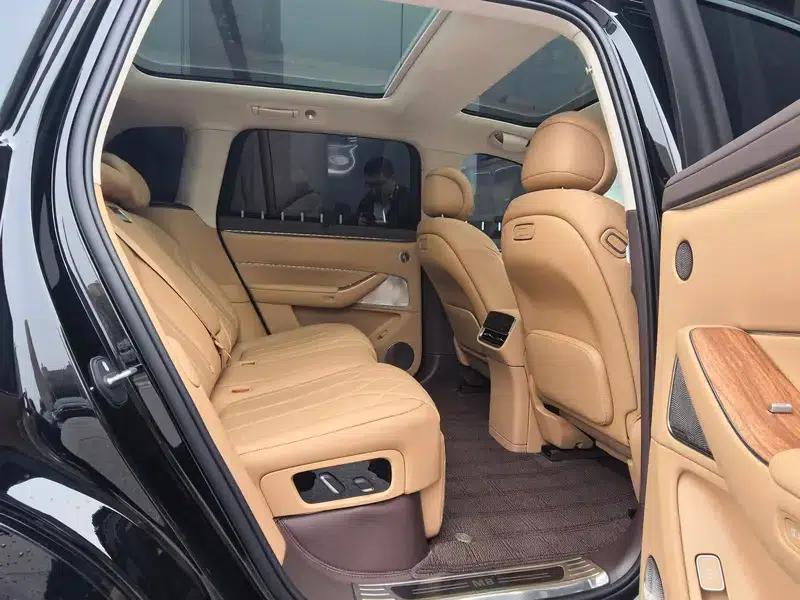 Wenjie M8 2025 Extended Range Max+ 5-Seat 4WD Version (192-line LiDAR) — миниатюра 16