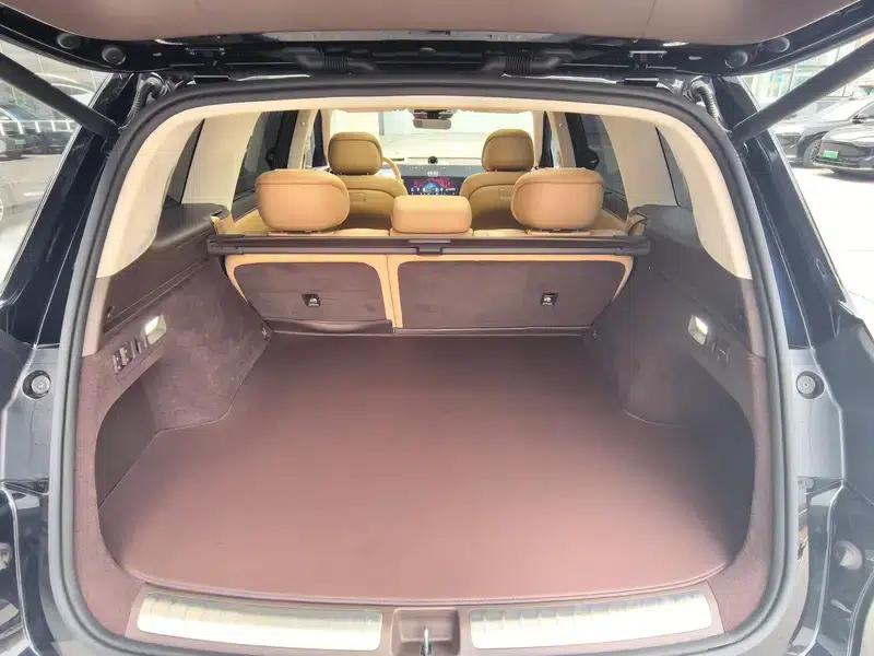 Wenjie M8 2025 Extended Range Max+ 5-Seat 4WD Version (192-line LiDAR) — миниатюра 19
