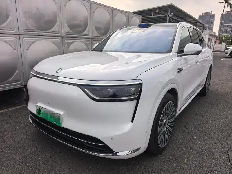 Wenjie M8 2025 Extended Range Ultra 6-Seat Version — миниатюра 1