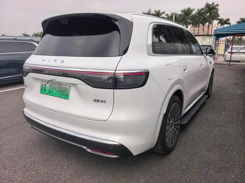 Wenjie M8 2025 Extended Range Ultra 6-Seat Version — миниатюра 2