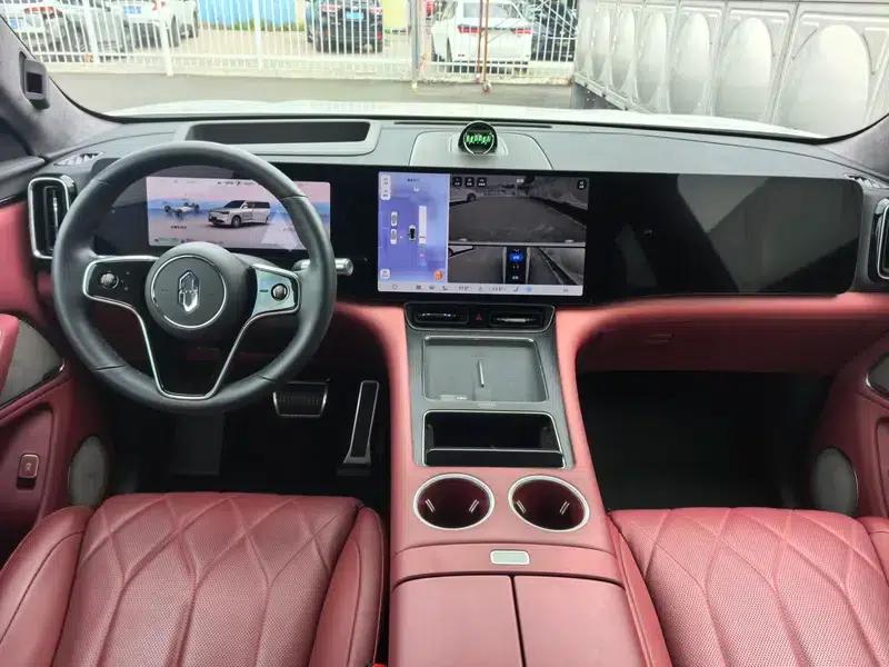 Wenjie M8 2025 Extended Range Ultra 6-Seat Version — миниатюра 4