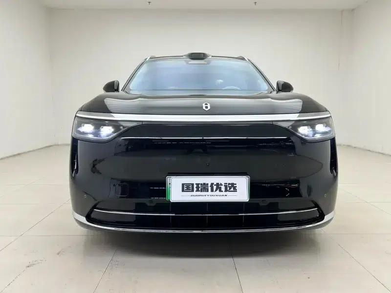 Wenjie M8 2025 Extended Range Max+ 6-Seat 4WD Version (192-line LiDAR) — миниатюра 2