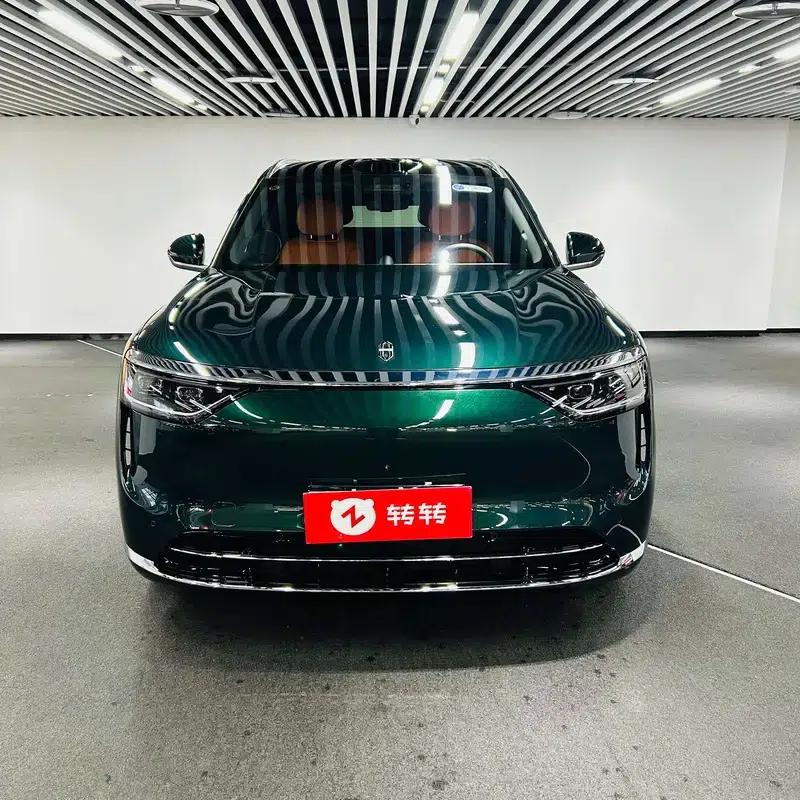 Wenjie M8 2025 Extended Range Ultra 6-Seat 4WD (192-line LiDAR) — миниатюра 2