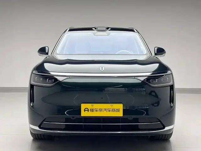 Wenjie M8 2025 Range Extended Max+ Six-Seat Version — миниатюра 2