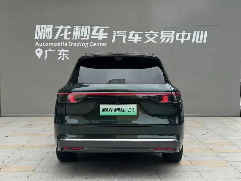 Wenjie M8 2025 Extended Range Max+ 5-Seat 4WD Version (192-line LiDAR) — миниатюра 4