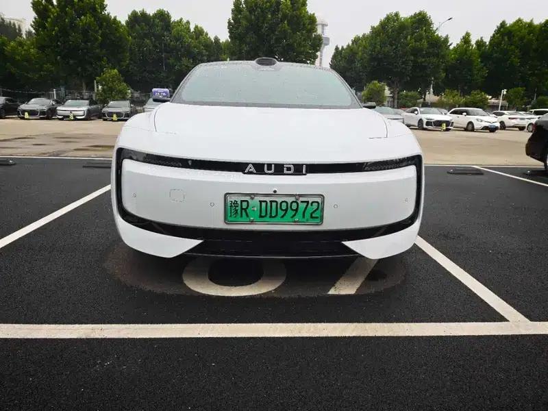 Audi E5 Sportback 2026 Flagship quattro — миниатюра 2