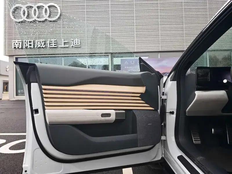 Audi E5 Sportback 2026 Flagship quattro — миниатюра 11