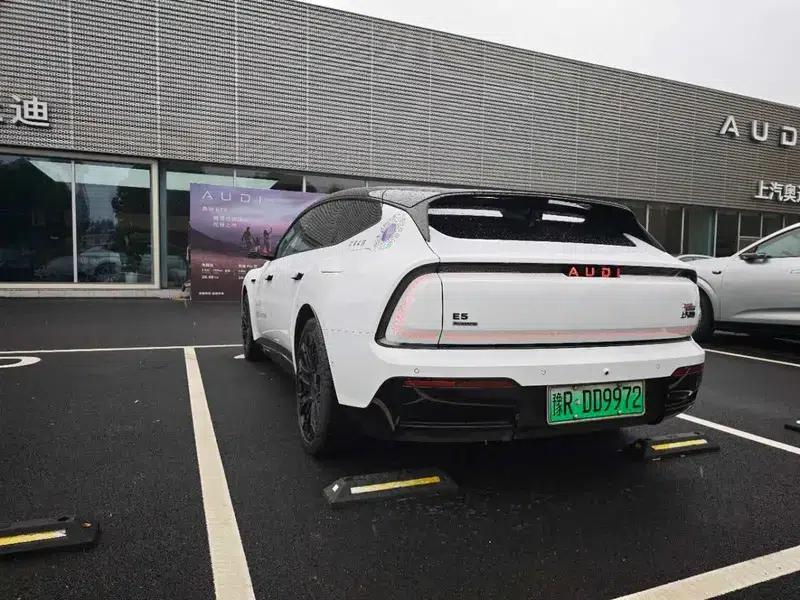 Audi E5 Sportback 2026 Flagship quattro — миниатюра 4