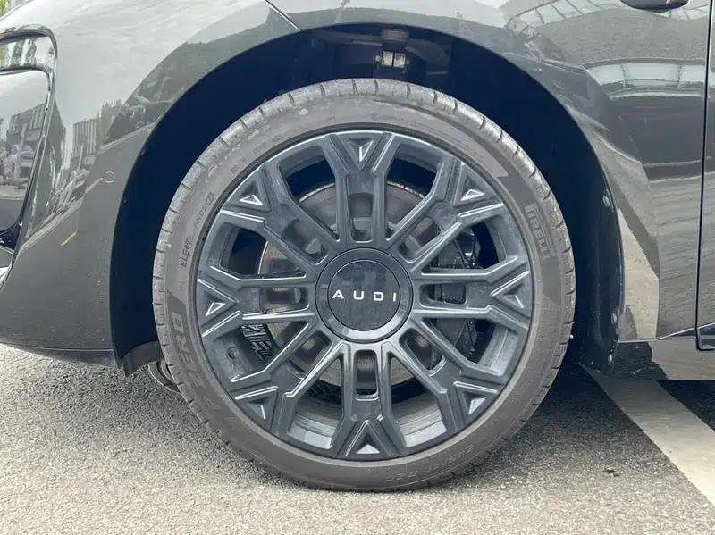 Audi E5 Sportback 2026 Model: quattro Performance Edition — миниатюра 5