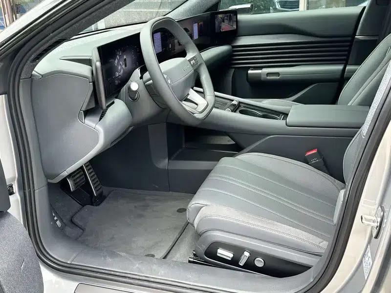 Audi E5 Sportback 2026 Model: quattro Performance Edition — миниатюра 29