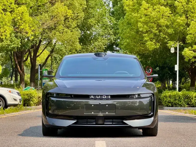 Audi E5 Sportback 2026 Flagship quattro — миниатюра 2