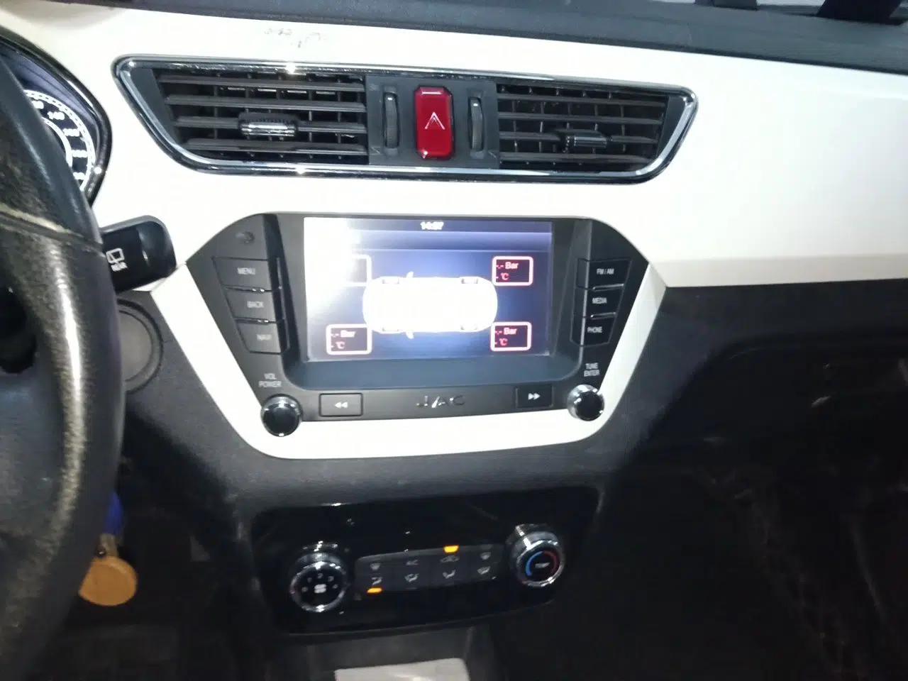 JAC Group Refine S2 2015 1.5L CVT Luxury Smart Version — миниатюра 13