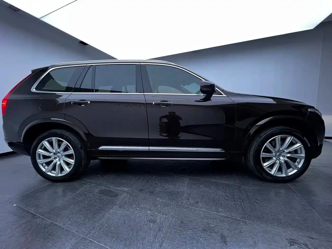 2018 Volvo XC90 Plug-in Hybrid E-Drive Hybrid T8 Inscription 7-Seater — миниатюра 17