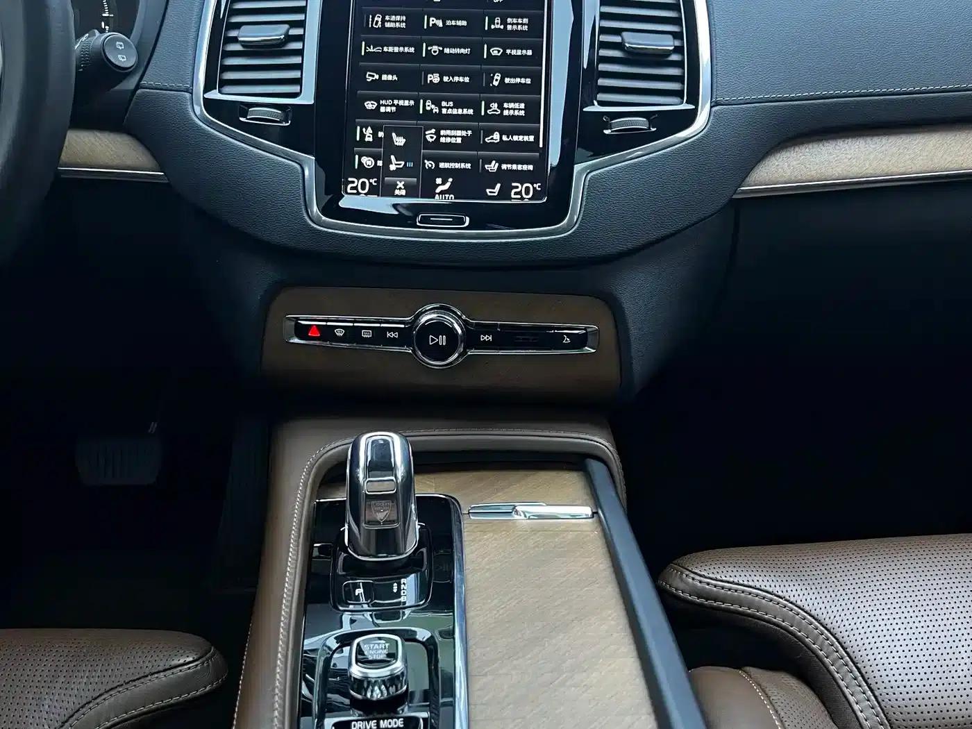 2018 Volvo XC90 Plug-in Hybrid E-Drive Hybrid T8 Inscription 7-Seater — миниатюра 7