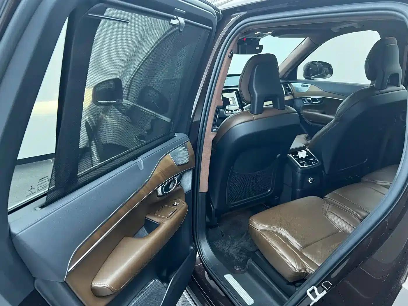 2018 Volvo XC90 Plug-in Hybrid E-Drive Hybrid T8 Inscription 7-Seater — миниатюра 10