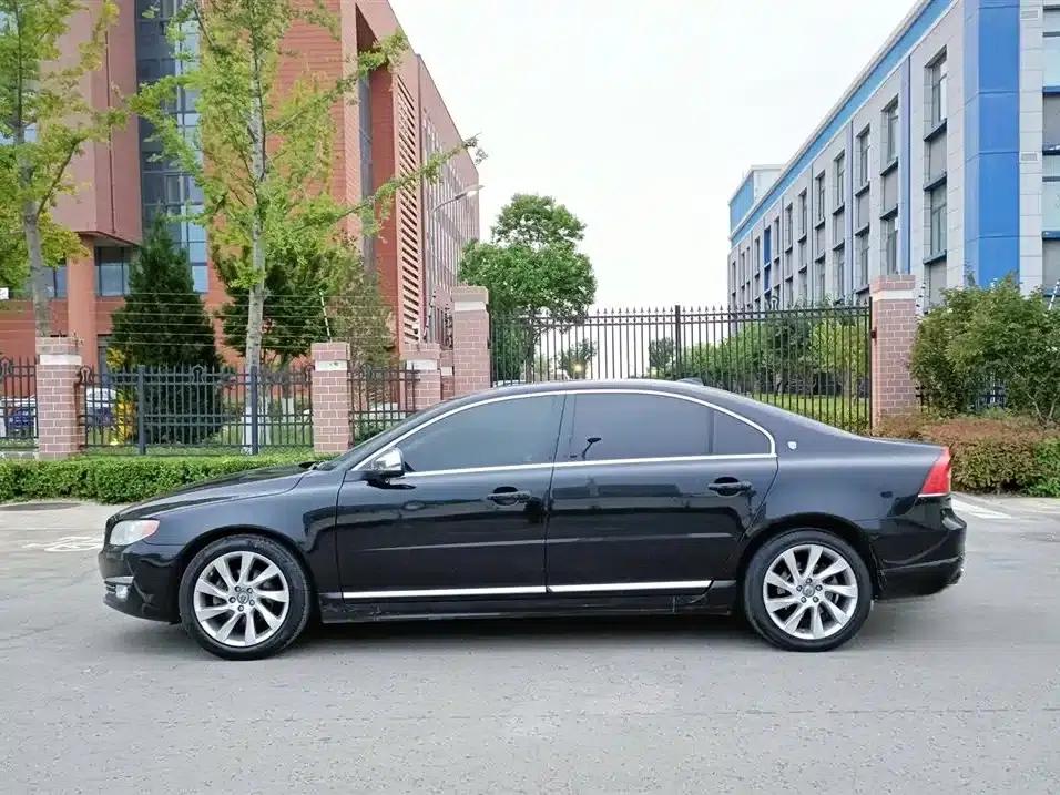 2014 Volvo S80L 2.0T T5 Inscription Executive Edition — миниатюра 3