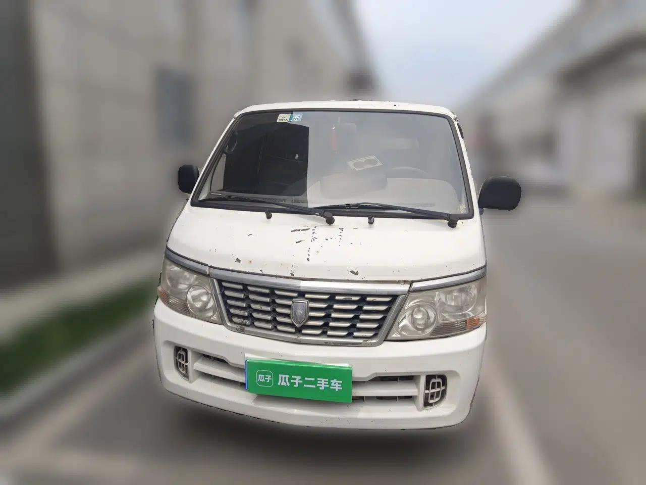 Jinbei Hiace 2011 2.0L 5th Generation Kuaiyunwang Luxury Edition 4G19 — миниатюра 2