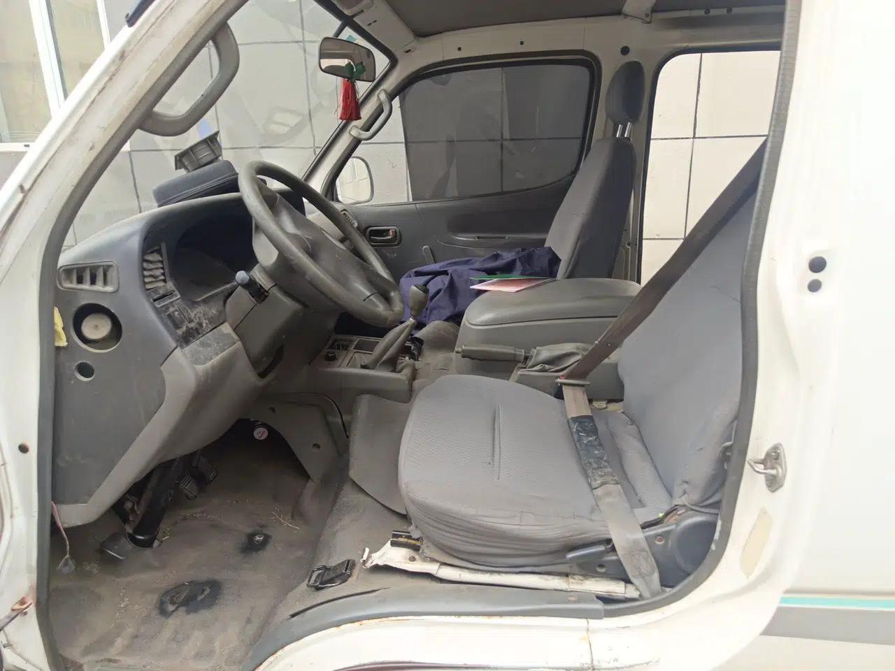 Jinbei Hiace 2011 2.0L 5th Generation Kuaiyunwang Luxury Edition 4G19 — миниатюра 15