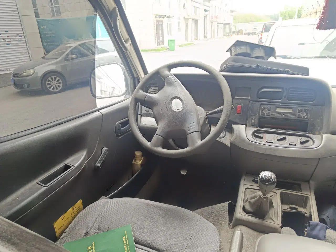 Jinbei Hiace 2011 2.0L 5th Generation Kuaiyunwang Luxury Edition 4G19 — миниатюра 10
