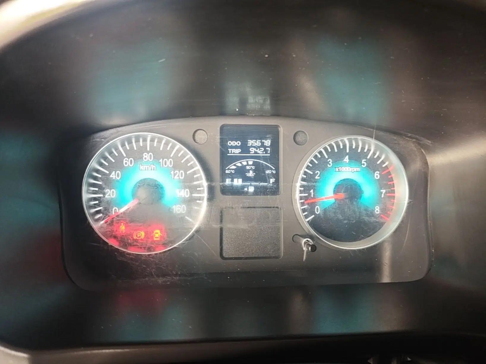 Jinbei Gold Hiace M Classic 2024 1.5L Engineering Lion Passenger Van 7 Seats — миниатюра 19