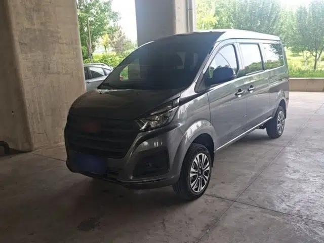 Jinbei Gold Hiace M Classic 2024 1.5L Engineering Lion Passenger Van 7 Seats