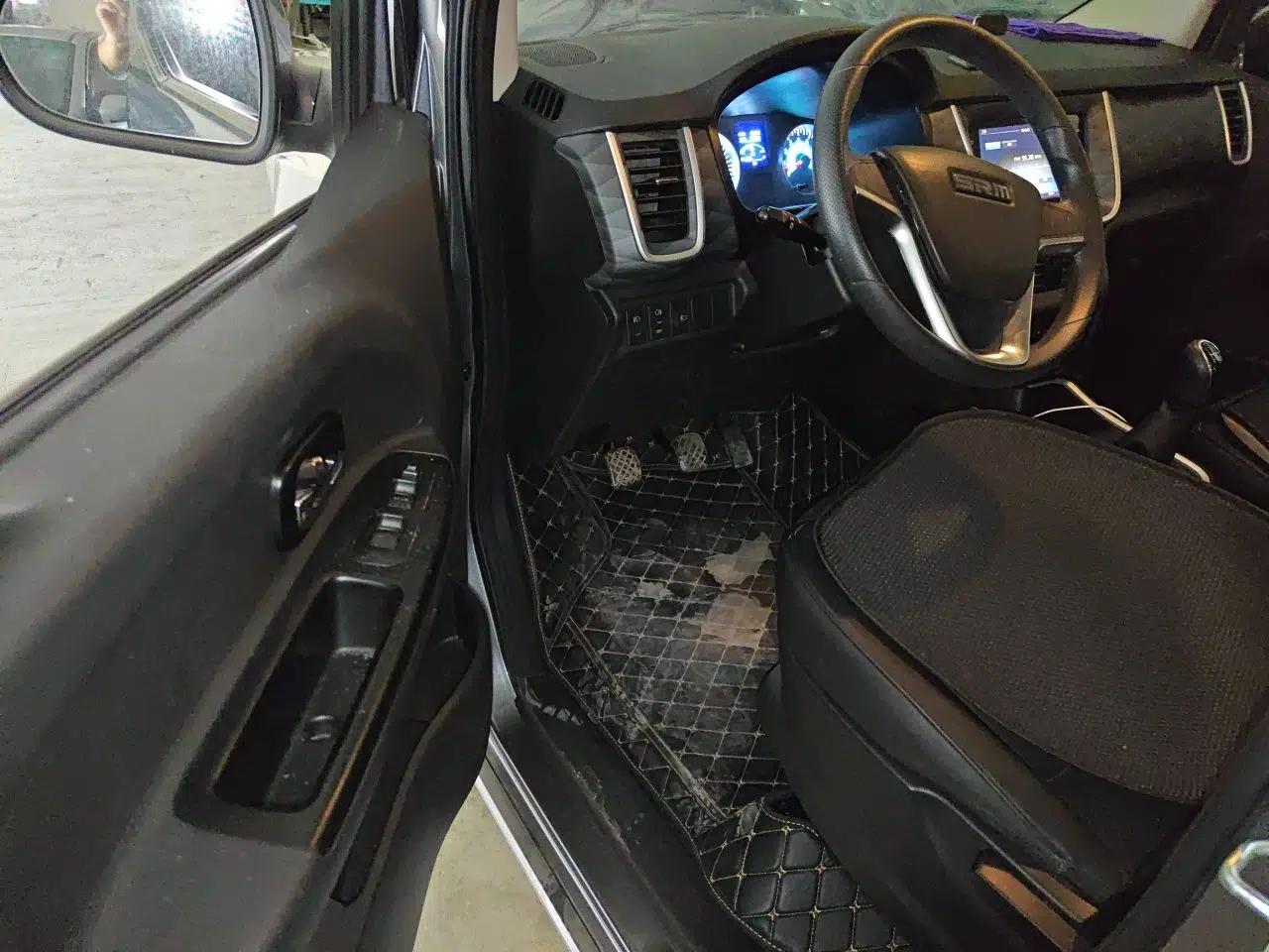 Jinbei Gold Hiace M Classic 2022 1.5L Travel Lion Passenger Van 6 Seats — миниатюра 16