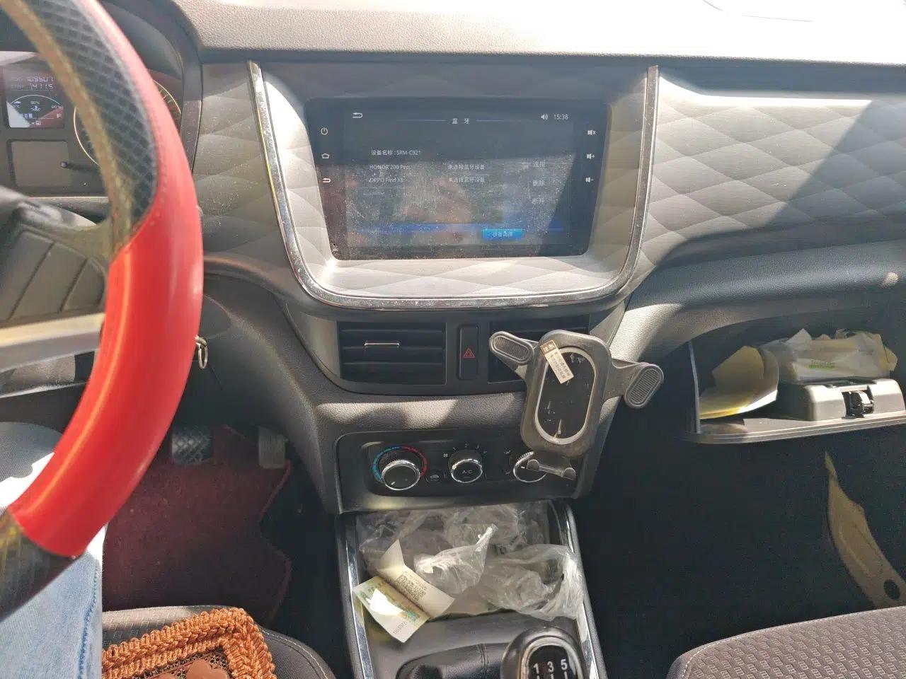 Jinbei Gold Hiace 2021 2.0L Box Van Engineering Lion 2 Seats — миниатюра 13