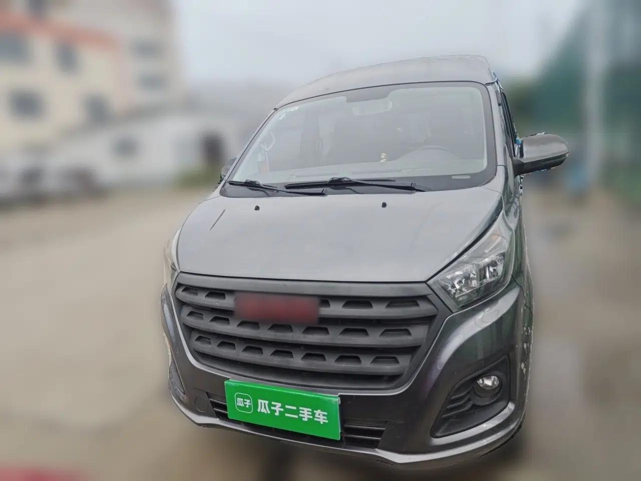 Jinbei Gold Hiace 2021 1.5L Passenger Van Travel Lion 6-Seater — миниатюра 2