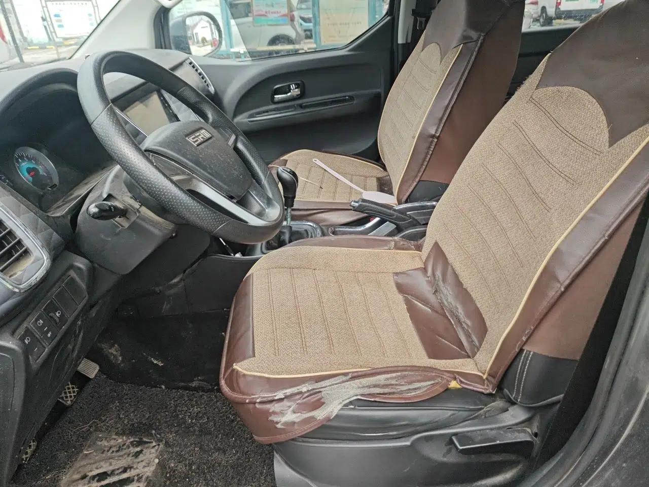 Jinbei Gold Hiace 2021 1.5L Passenger Van Travel Lion 6-Seater — миниатюра 12