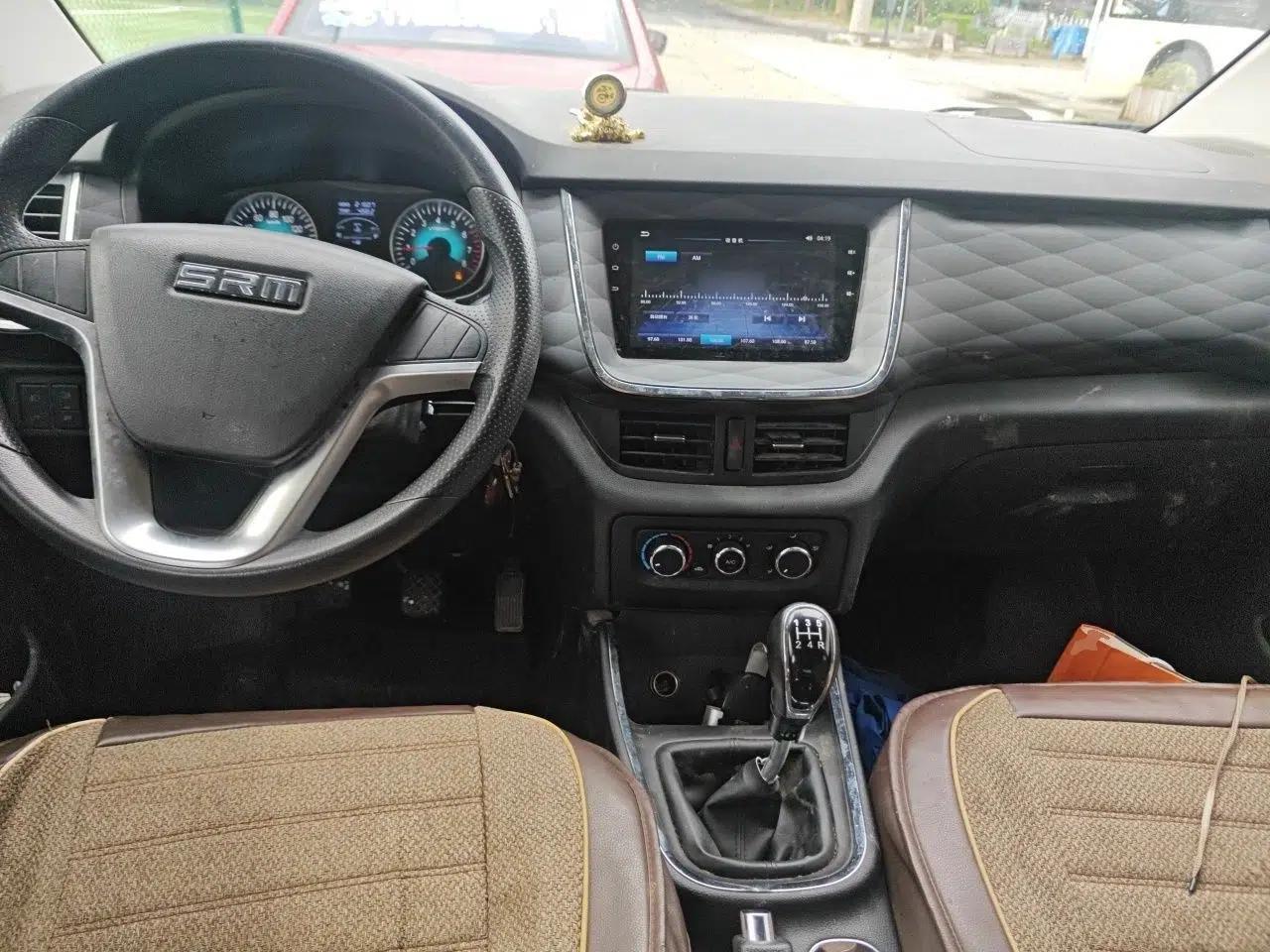 Jinbei Gold Hiace 2021 1.5L Passenger Van Travel Lion 6-Seater — миниатюра 6