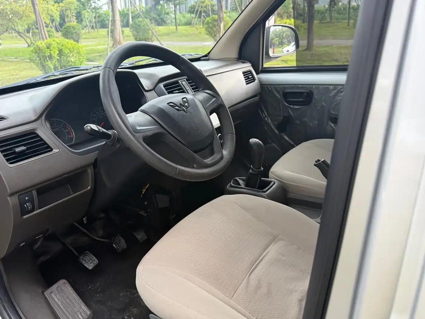 Wuling Rongguang S 2023 1.5L Basic 2-Seater with Closed Windows — миниатюра 7
