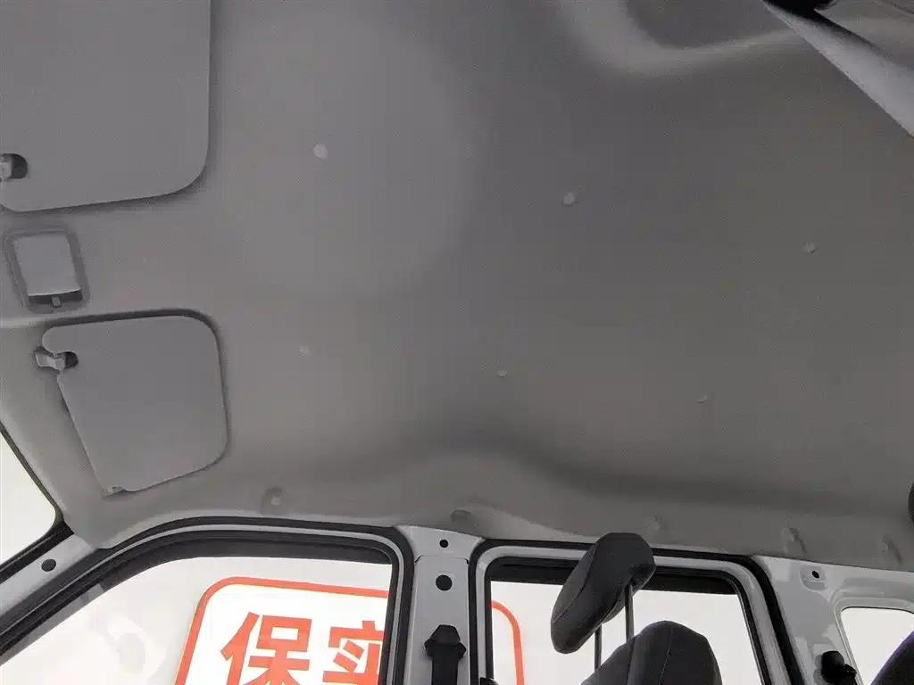 Wuling Sunshine New Energy 2025 Model 201km Standard Edition — миниатюра 14