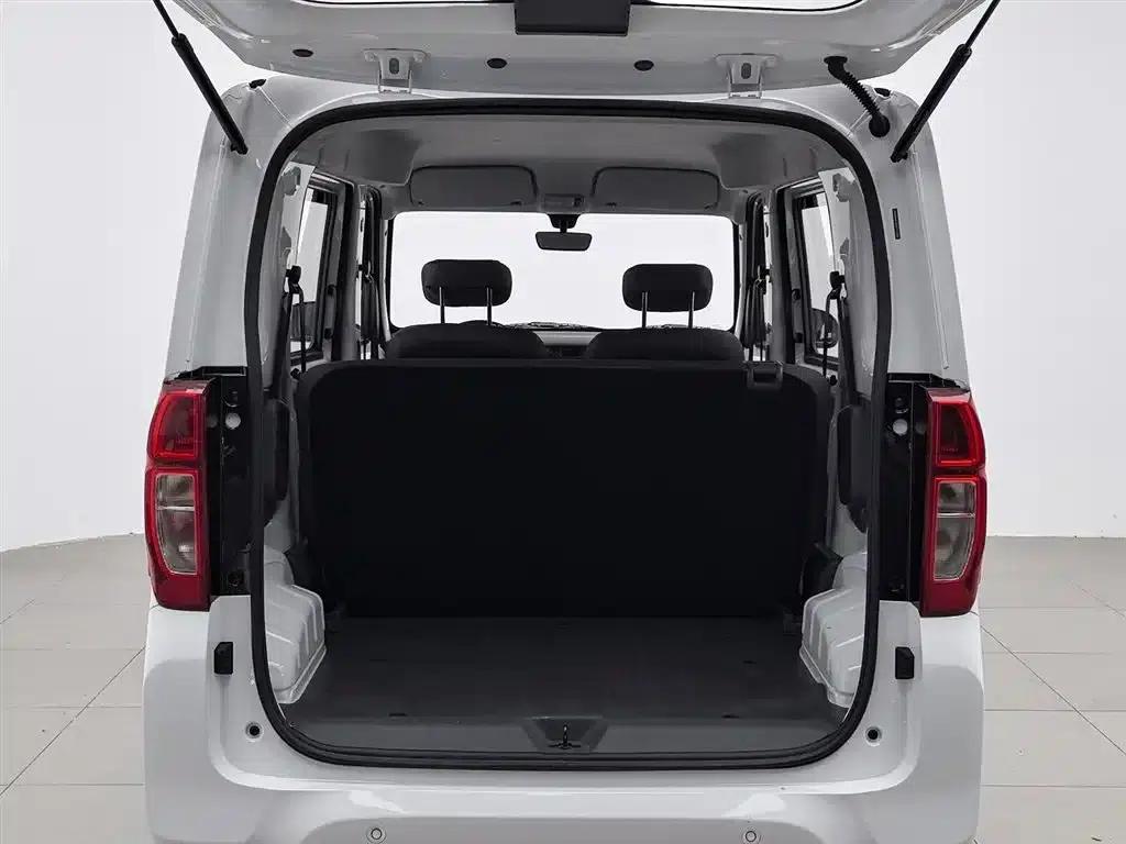 Wuling Sunshine New Energy 2025 Model 201km Standard Edition — миниатюра 16
