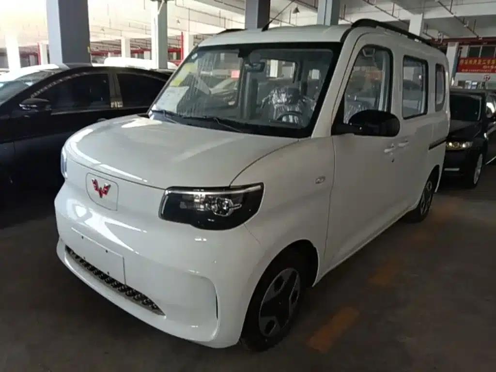 Wuling Sunshine New Energy 2025 Model 305km/h Progressive Edition — миниатюра 2