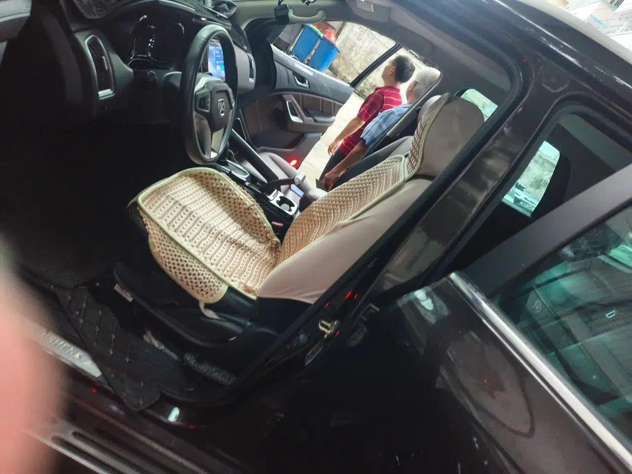 JMC Yusheng S350 2016 2.0T Automatic 2WD Gasoline Luxury 7-Seater — миниатюра 15
