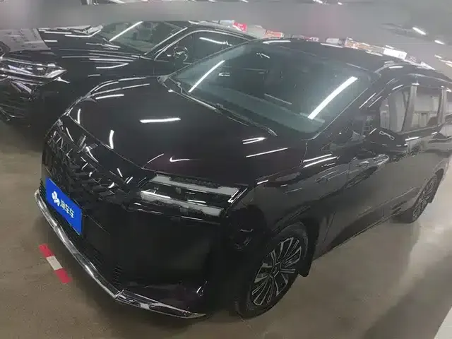 Starlight 730 2025 1.5T CVT Elite