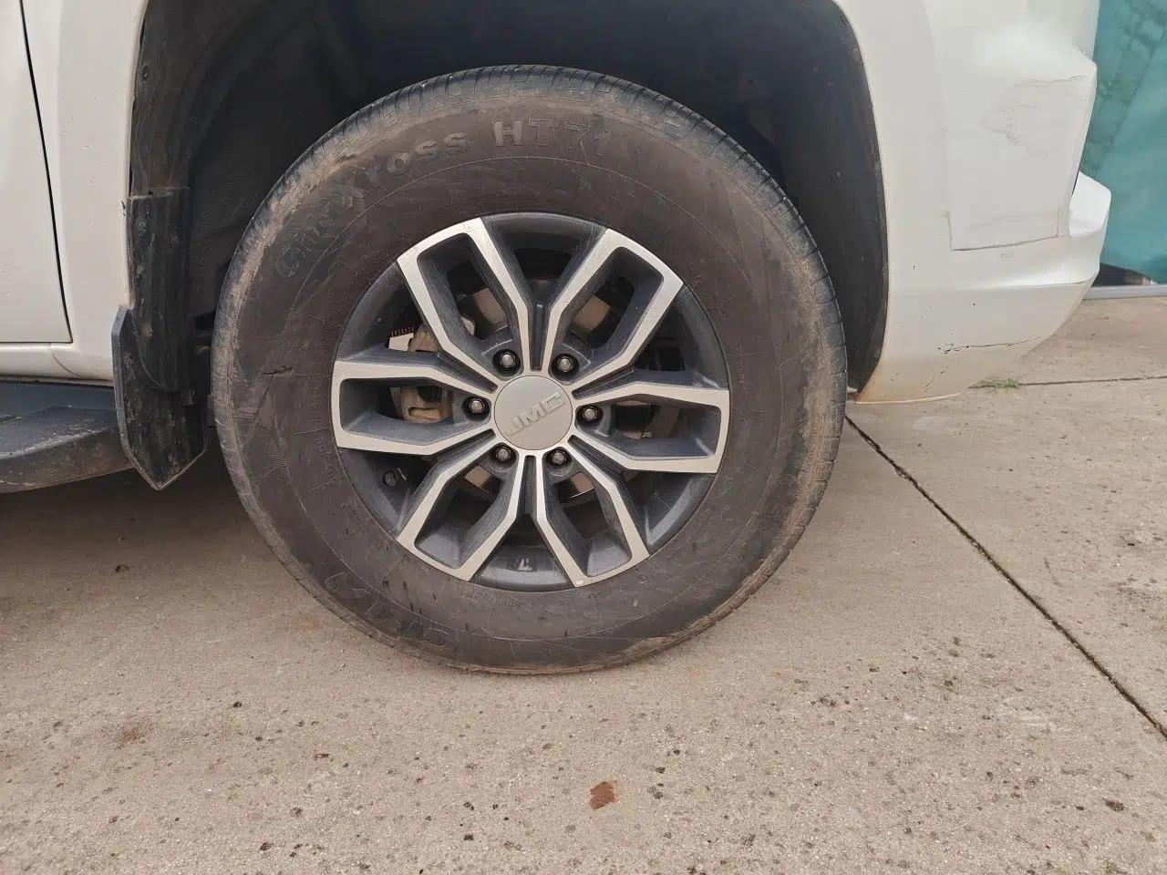 JMC Yuhu 7 2023 2.0T Automatic Diesel 4x4 Comfort Version Standard Wheelbase — миниатюра 8