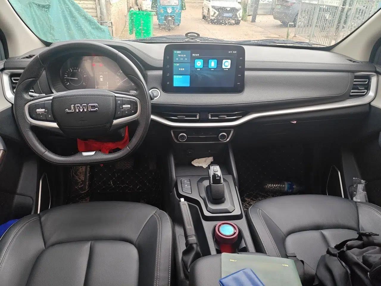 JMC Yuhu 7 2023 2.0T Automatic Diesel 4x4 Comfort Version Standard Wheelbase — миниатюра 9
