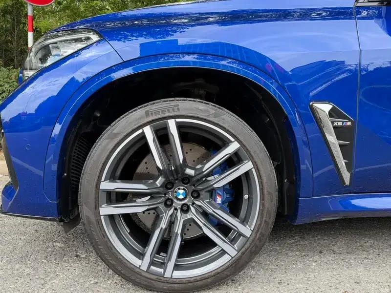 2021 BMW X5 M — миниатюра 8