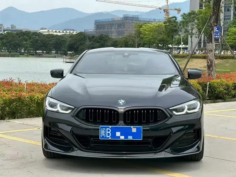 2022 BMW 8 Series 840i Coupe M Sport Package — миниатюра 2