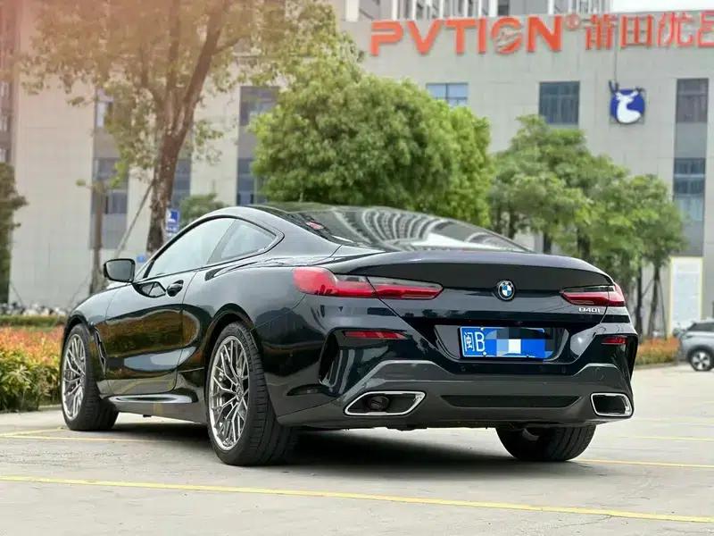 2022 BMW 8 Series 840i Coupe M Sport Package — миниатюра 3