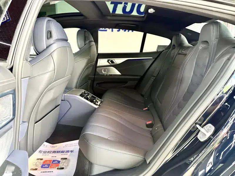 2022 BMW 8 Series 840i xDrive Gran Coupe M Sport Package — миниатюра 24