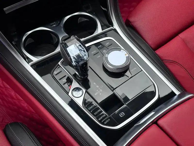 BMW 8 Series 2019 840i Coupe First Edition — миниатюра 13