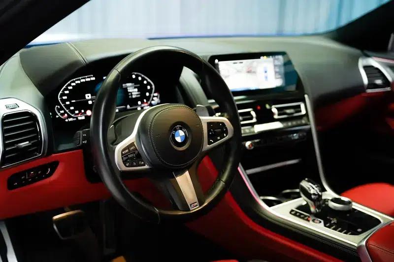 2019 BMW 8 Series 840i Coupe M Sport Package — миниатюра 10