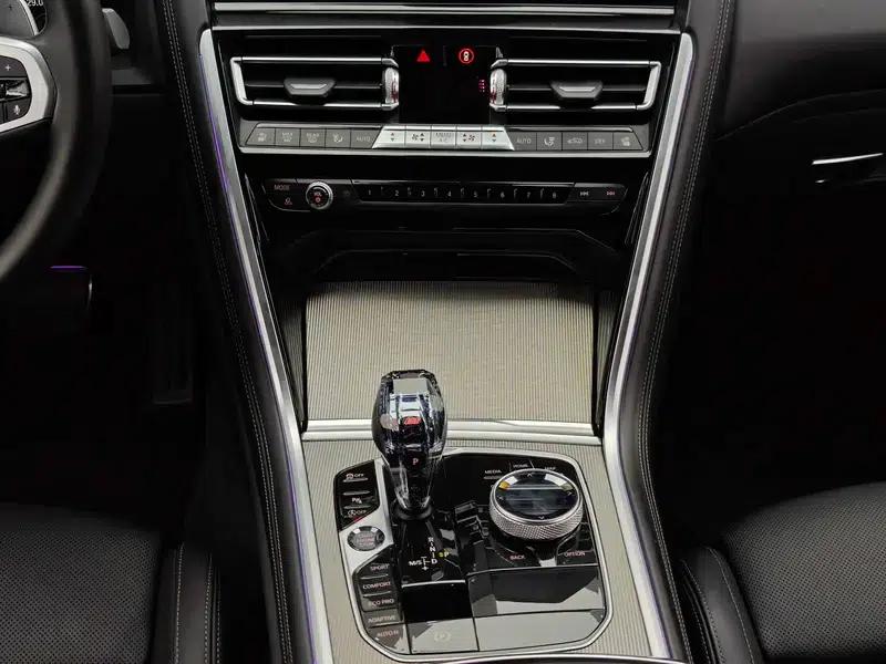 2019 BMW 8 Series 840i Coupe M Sport Package — миниатюра 15