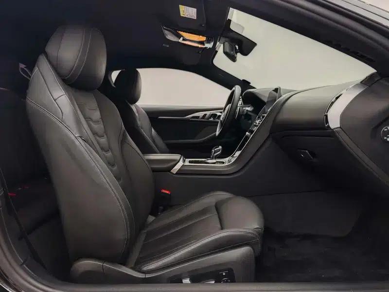 2019 BMW 8 Series 840i Coupe M Sport Package — миниатюра 21