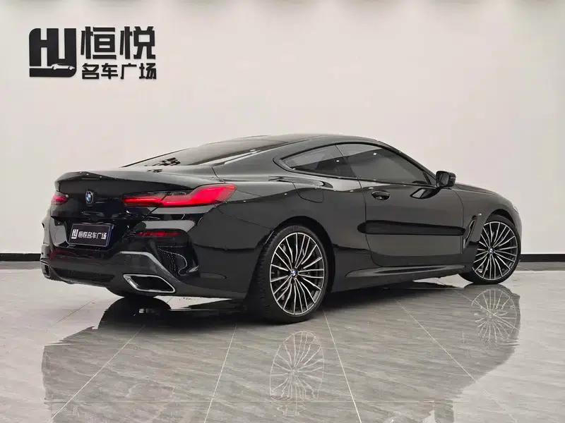 2019 BMW 8 Series 840i Coupe M Sport Package — миниатюра 4
