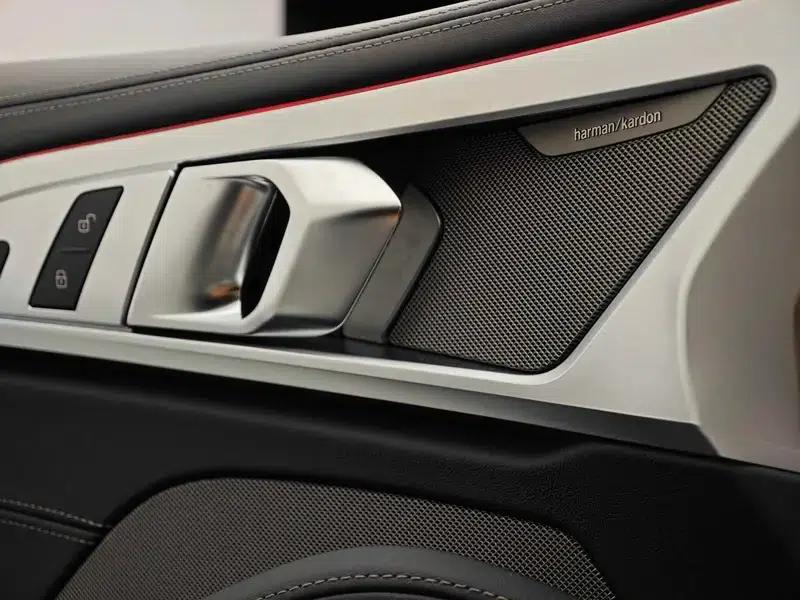 2019 BMW 8 Series 840i Coupe M Sport Package — миниатюра 6