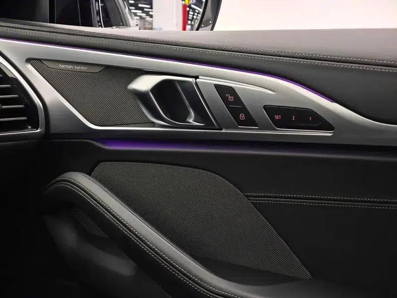 2019 BMW 8 Series 840i Coupe M Sport Package — миниатюра 9