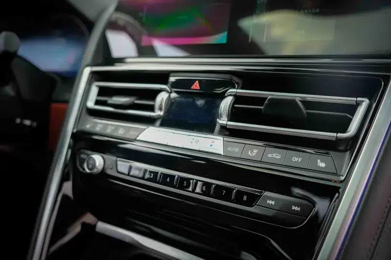 2021 BMW 8 Series 840i Gran Coupe M Sport Package — миниатюра 16